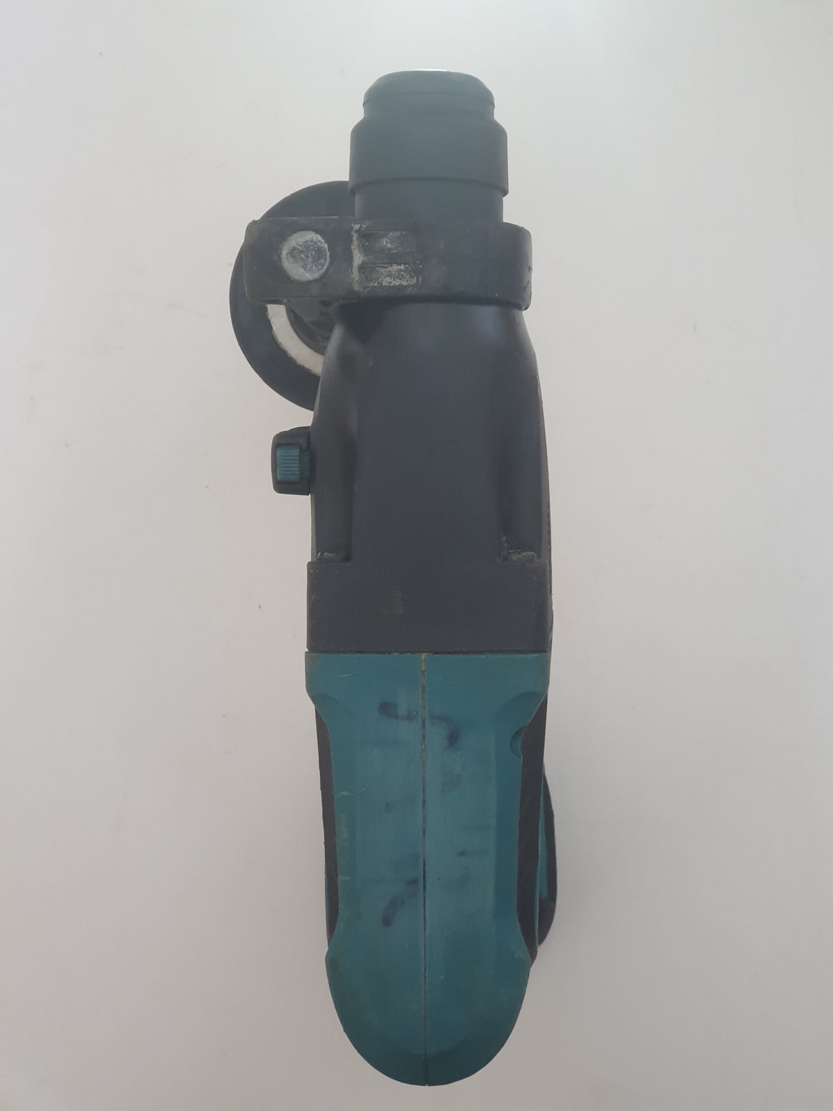 Makita Poravasara DHR165