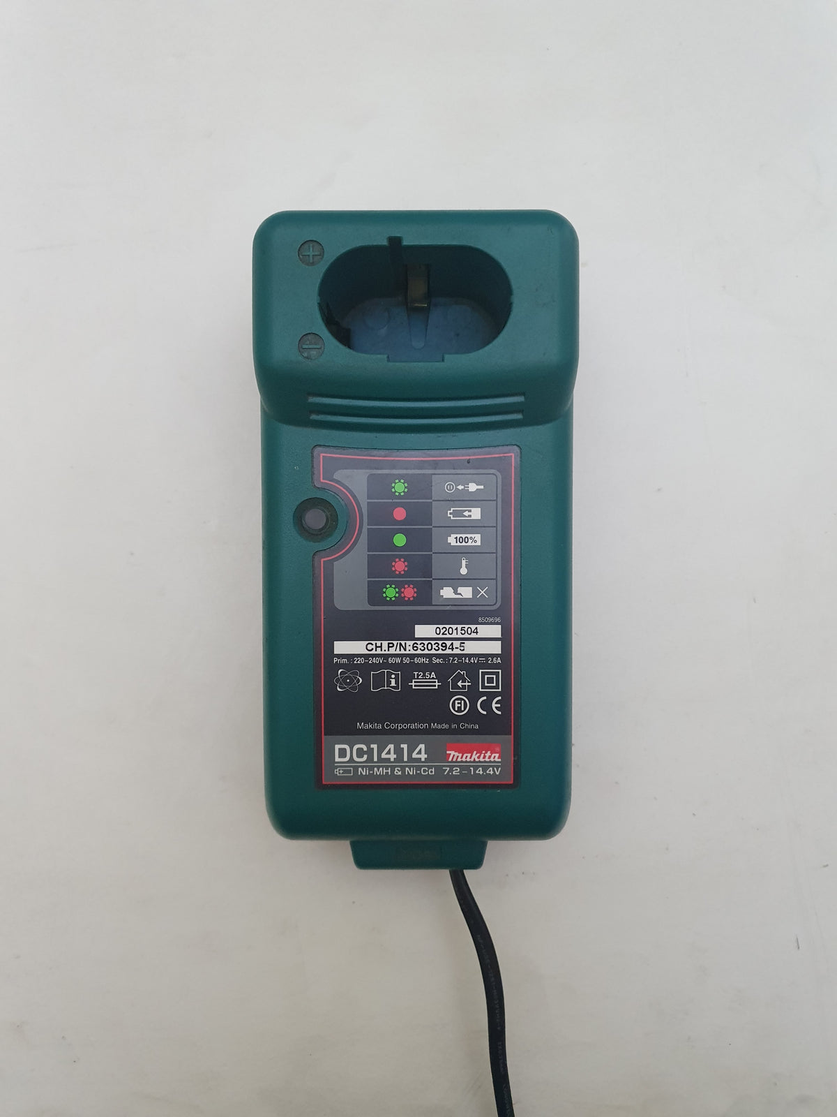 Makita Latauslaite DC1414