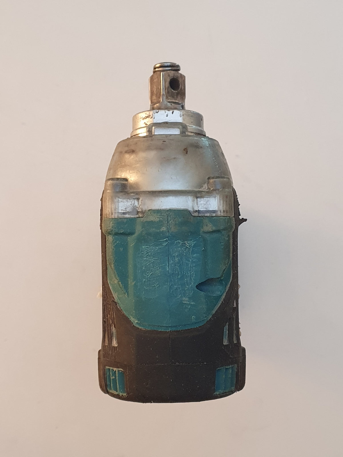 Käytetty Makita Mutterinväännin DTW300